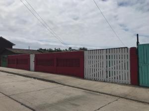 Cabaña Histórica de Madera con Vista a la Bahía de Quintero