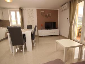 Apartment Gorica 2 by Interhome