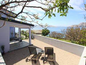 Apartment Appartement in Baška mit Terrasse by Interhome