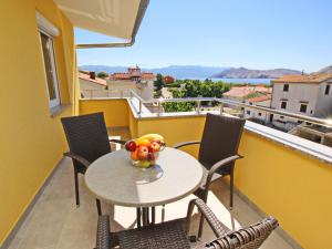 Apartment Modern eingerichtete Apartment für 2 Personen- Klimatisiert- freie Parkplatz un by Interhome