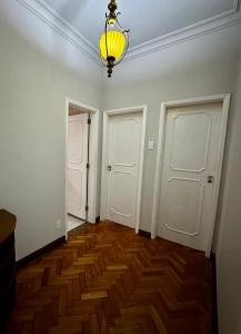 Apartamento 200m da Praia de Copacabana!