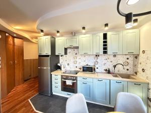 Superior Wlodarzewska, 2 rooms, 1 bedroom, Parking! 24h reception! Air Condition!