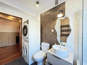 Superior Wlodarzewska, 2 rooms, 1 bedroom, Parking! 24h reception! Air Condition!