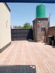 Nice 2 bedroom with Solar Backup & Wi-Fi in Salama Park - Near Granddadys Restaurant