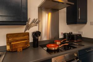 The Curators Penthouse Art, Antiques, Arboretum