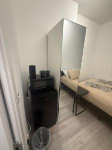 London Balham Room with Shared Bathroom