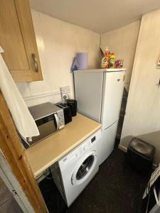 Quiet Kings Cross flat Steps from the Station