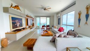 Magico Apartamento Frente al Mar 5 Habitaciones OS121