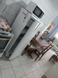 Condomínio Esmeralda, Casa 4 - 500 mts da praia