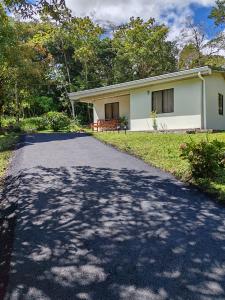 Alojamiento con lago privado en Bajos del Toro