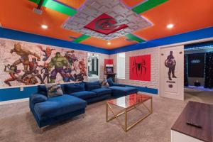Close to Disney! PoolSpaGame & Movie room!