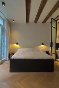 The Design apartment with canal-view