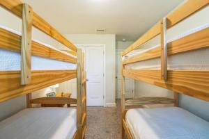 Bright Modern Beach Getaway