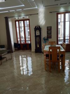 Neoclassical apartment downtown