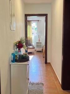 Cozy 3BR Apartment Private Beach & Pool Access