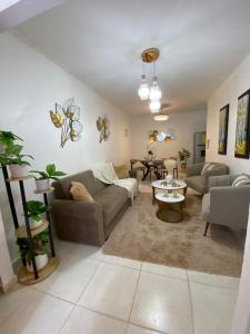 Isidro 102 Comfrot Stay