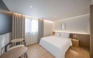 H Avenue Pohang Posco Daero