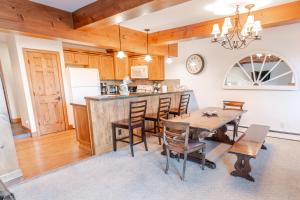 Snowmass 2br Getaway Pool, Hot Tub & Ski Access - D2