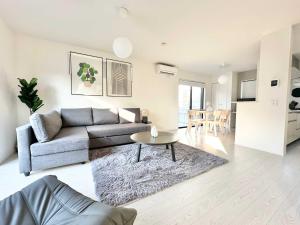 10 mins to kumamoto airport Spacious 4BR House by Restavio