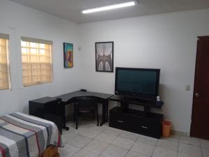 Loft with 2 beds near Fundidora and Cintermex