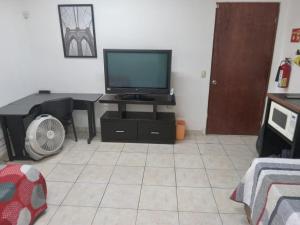 Loft with 2 beds near Fundidora and Cintermex