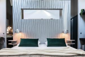 Stylish Oss Mill Near Station, Spa & Outdoor Fun