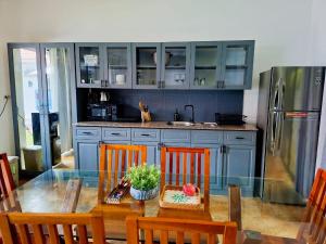 Entire Villa Gumamela 2BR Private Pool Villas Flora Bella