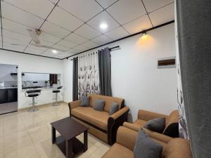 Thousand Sunny Villa