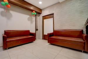 Super Collection O BHU Road Varanasi Formerly Hotel Swarna Banquet