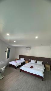 Catba Chilling House Pool & Bar