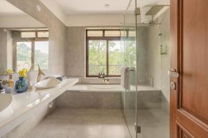 Casa Verdea 4-BHK Villa With Private Pool & Lift Near Popular Restaurants