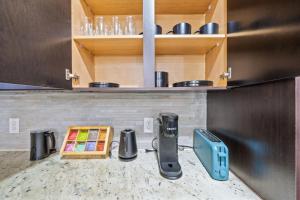 Berlin-Style 2BR Apartment | Steps from Topgolf