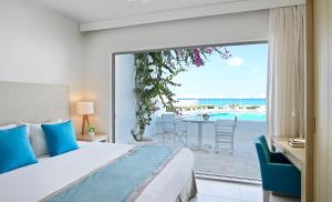 Suite Sea View with Beach Cabana