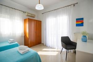 Seascape Village - Spacious 3-Bed Apartment with Private Garden and Parking