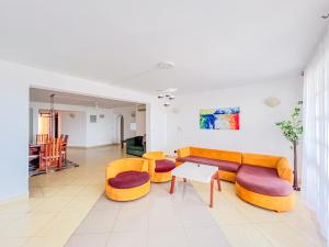 Pumziko Beachfront Apartment