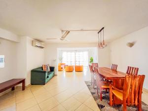 Pumziko Beachfront Apartment