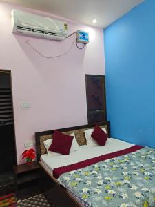 Riskla hotel Near-Ram Mandir 700M