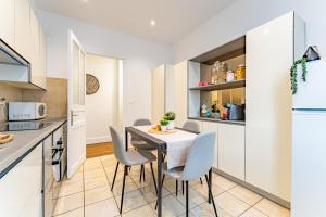 Logis Marybail, Elégant appartement avec terrasse dans immeuble Art Déco, près de la gare et du centre-ville à Montauban