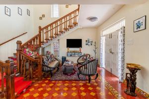 Mihirikas Nirvana 5-BHK With Garden, Gazebo, Bonfire Pit & Scenic Views