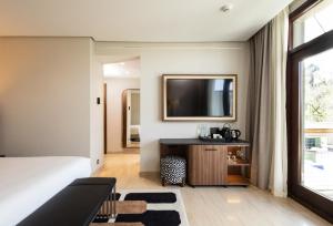 Hotel Miramar Barcelona GL - Preferred Hotels & Resorts - Newly Renovated
