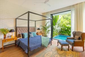 ELIVAAS PUro Sol 3-BHK Villa In a Gated Complex With Private Pool & Bathtub Near Popular Beaches
