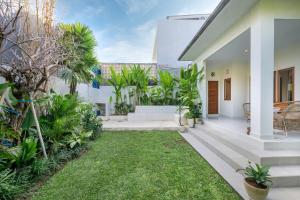 Private 2 Bedrooms Villa - Babakan - Free Wi-fi & Parking