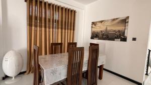 Fully furnished luxury 4BR house