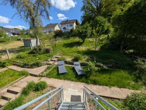 Casita im Tal - Entspannung mit Terrasse, Garten und Garage