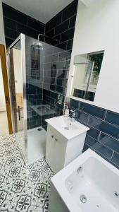 Grass Court Terrace - walking distance from Wimbledon Championships