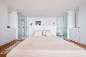 Stunning Sea View, Peaceful Family Villa with AC, Sauna, Gym & Shared Pool