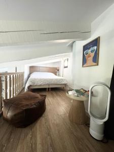 5 min Village Naturiste, Terrasse & Piscine