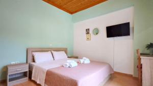 Sivota Panorama Apartment with Stunning Sea Views