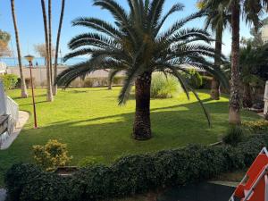 Exclusivo ático en primera línea del mar