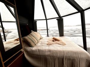 Stockholm Archipelago Igloo Hut